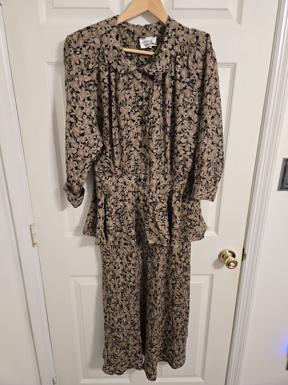Vintage Taupe and Black Floral Peplum Dress Size 12 By Jackie Bernard